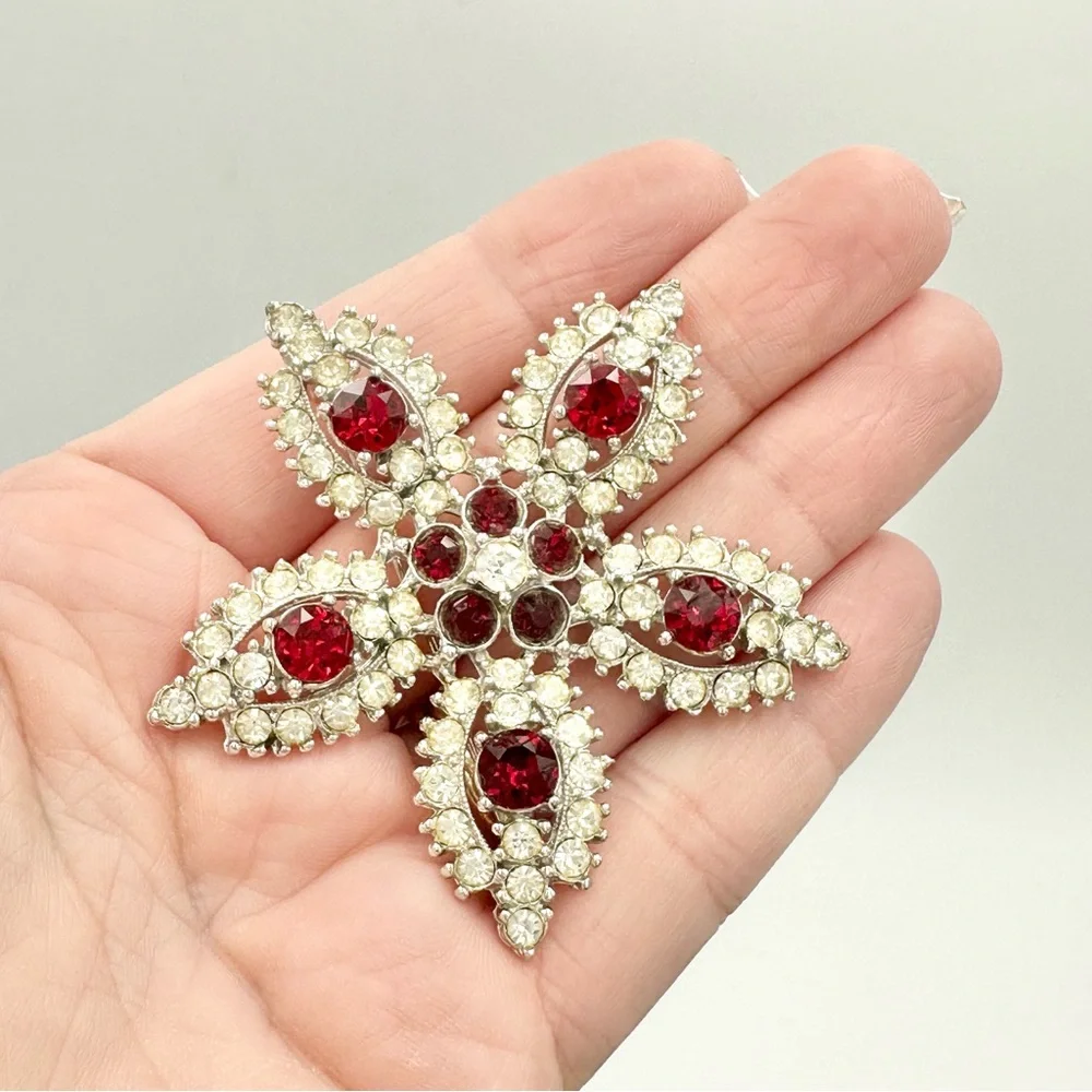 Bogoff Vintage Signed 5 Point Star Clear & Red Rhinestone Brooch